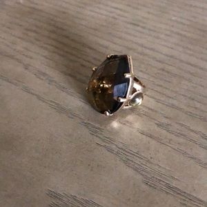 High fashion brown stoned ring